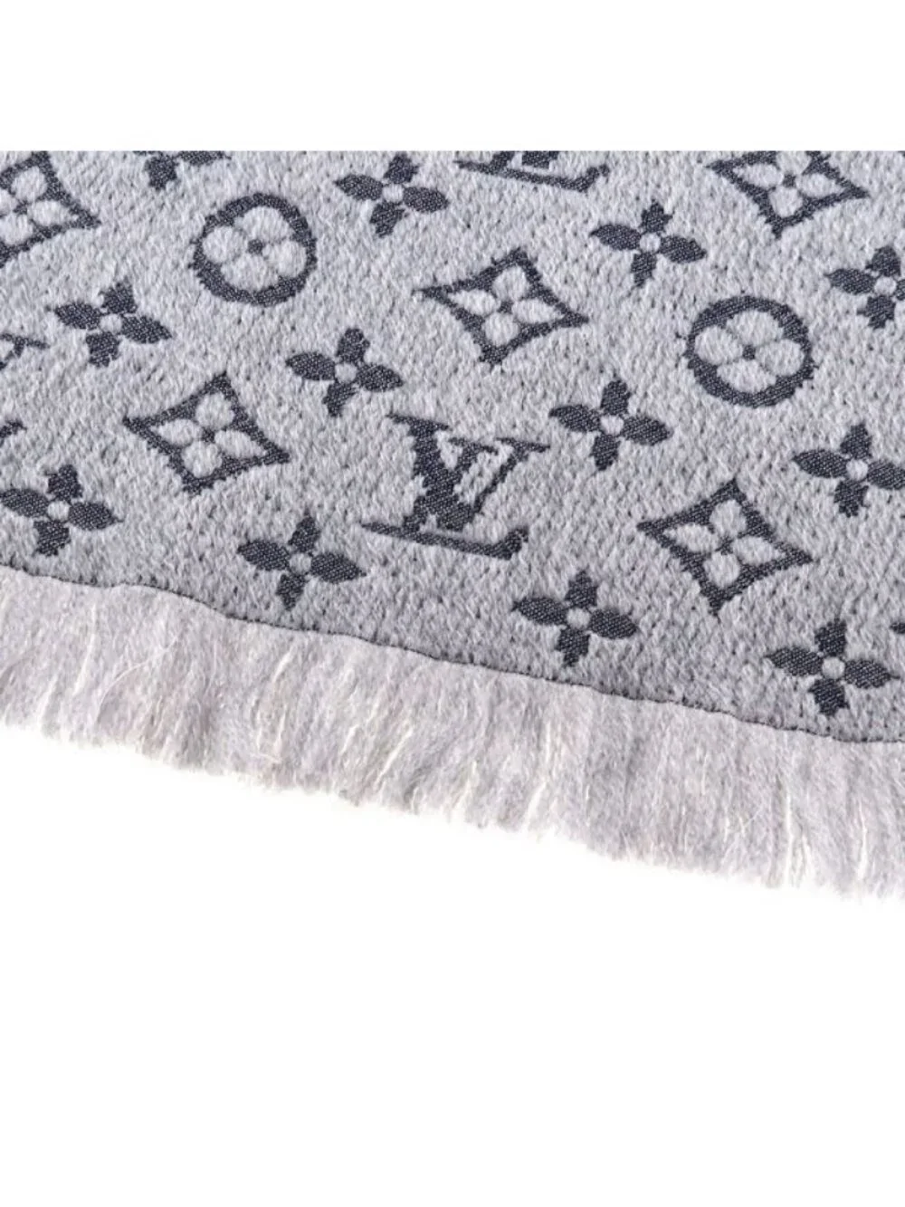 Louis Vuitton Echarpe Monogram Classic